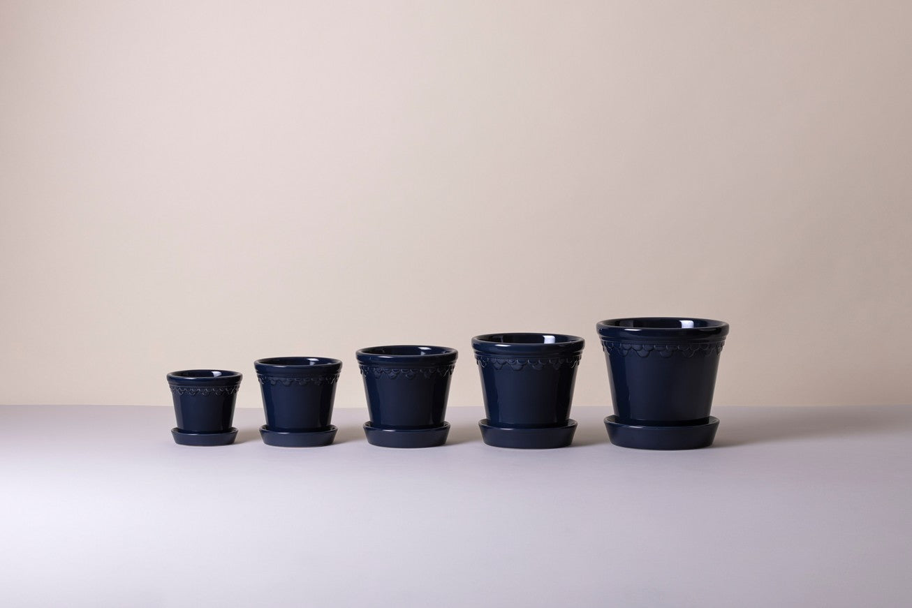 Kopenhagen Glasierter Topf mit Untersetzer, Saphirblau