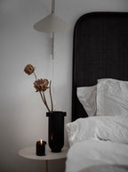 ERNST Schwarze Vase mit Henkel, Höhe 28 cm